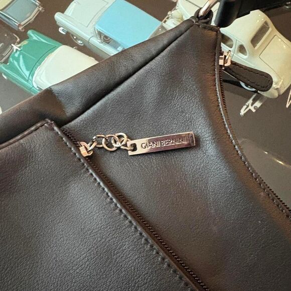 Giani Bernini Black Leather Shoulder Bag Purse New W/O Tags - Picture 5 of 7